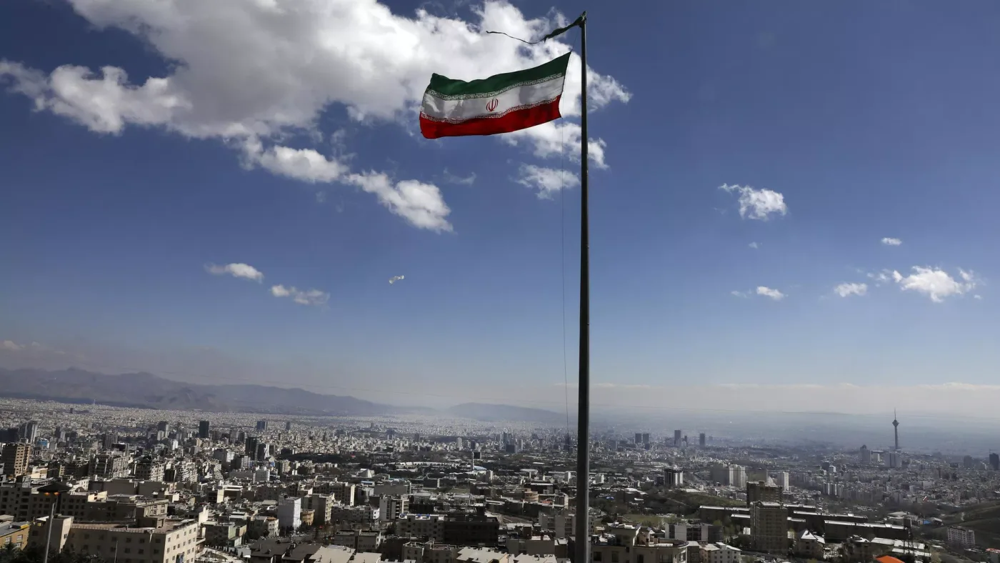 رئیس مجلس ایران آمریکا را به اعمال محاصره هوایی متهم کرد