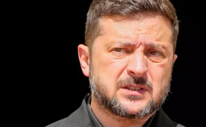 «زمان به پایان رسید»: رسانه آلمانی خواستار استعفای زلنسکی شد